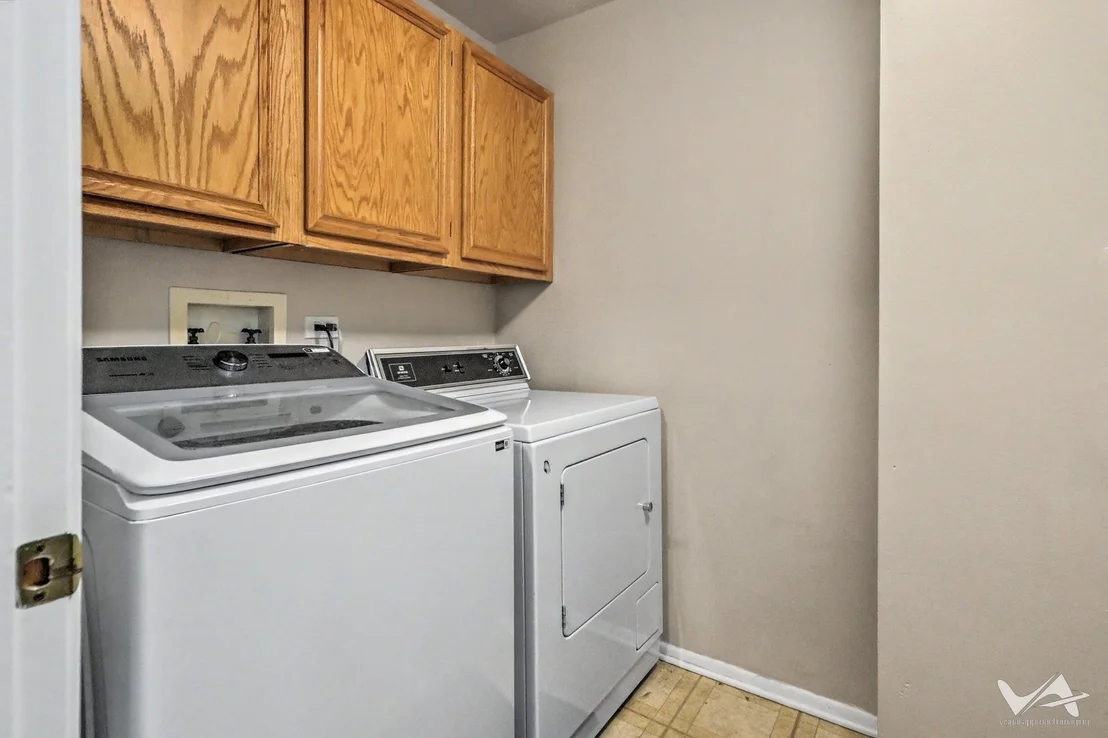 Photo of Unit 2 at 1620 COLUMBIA Circle