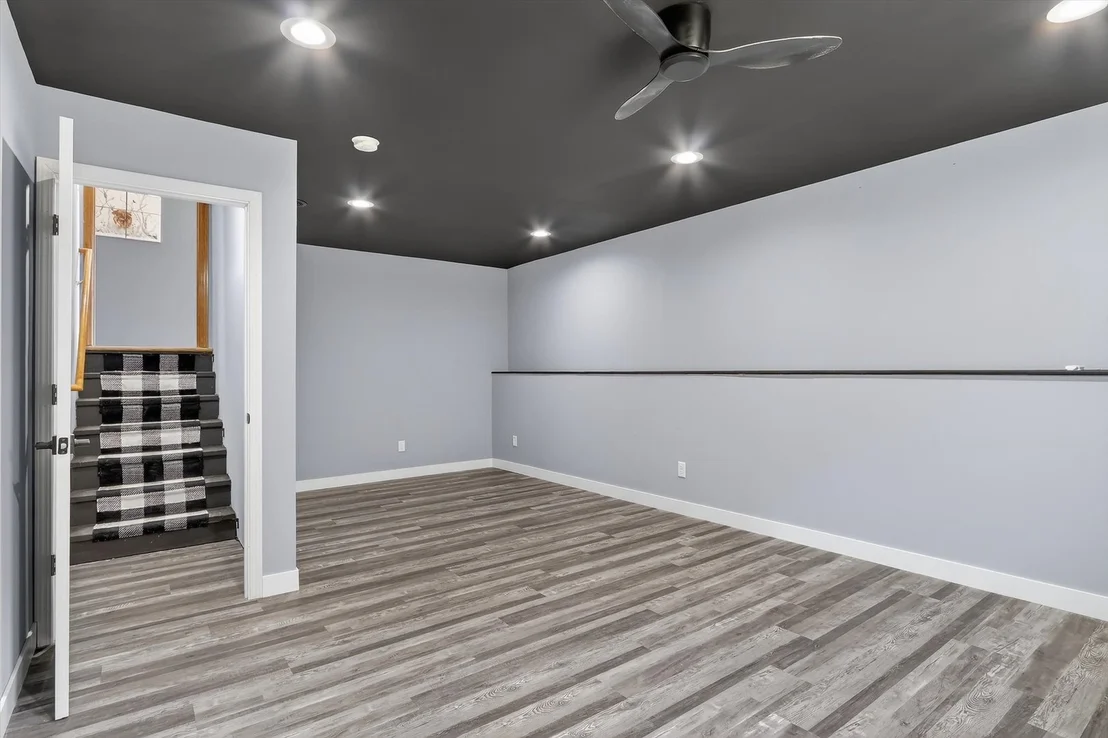 Photo of 2683 Bluffside Drive