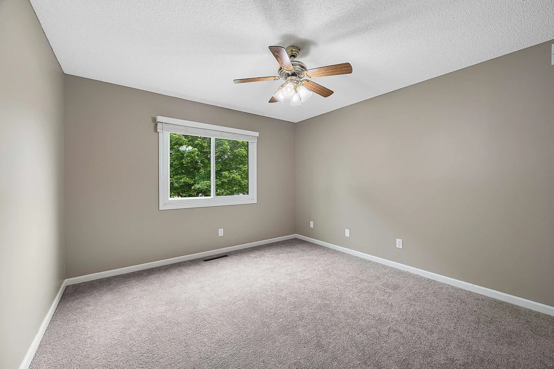 Photo of 1202 Kenneth Drive