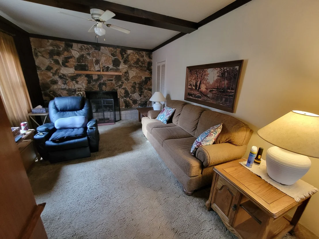 Photo of 408 E 4th Street