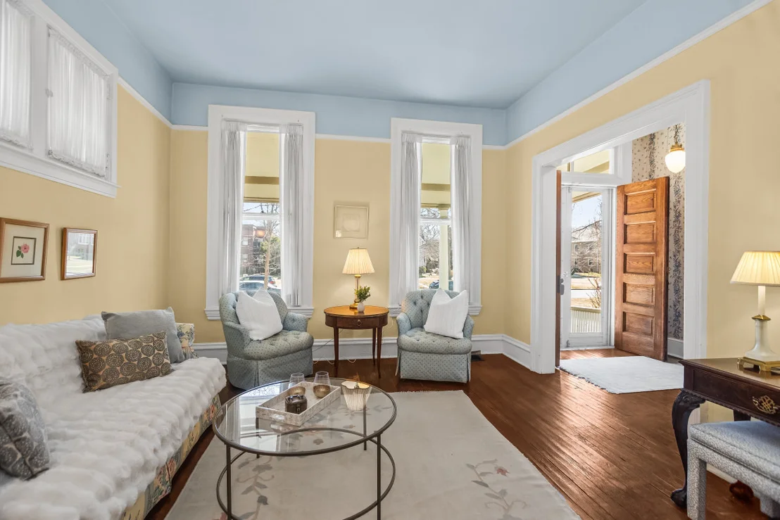 Photo of 2315 Park Place