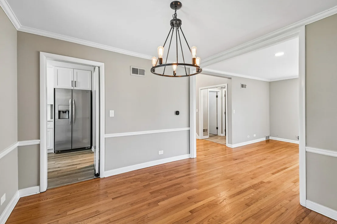 Photo of 939 Westcliff Lane SE