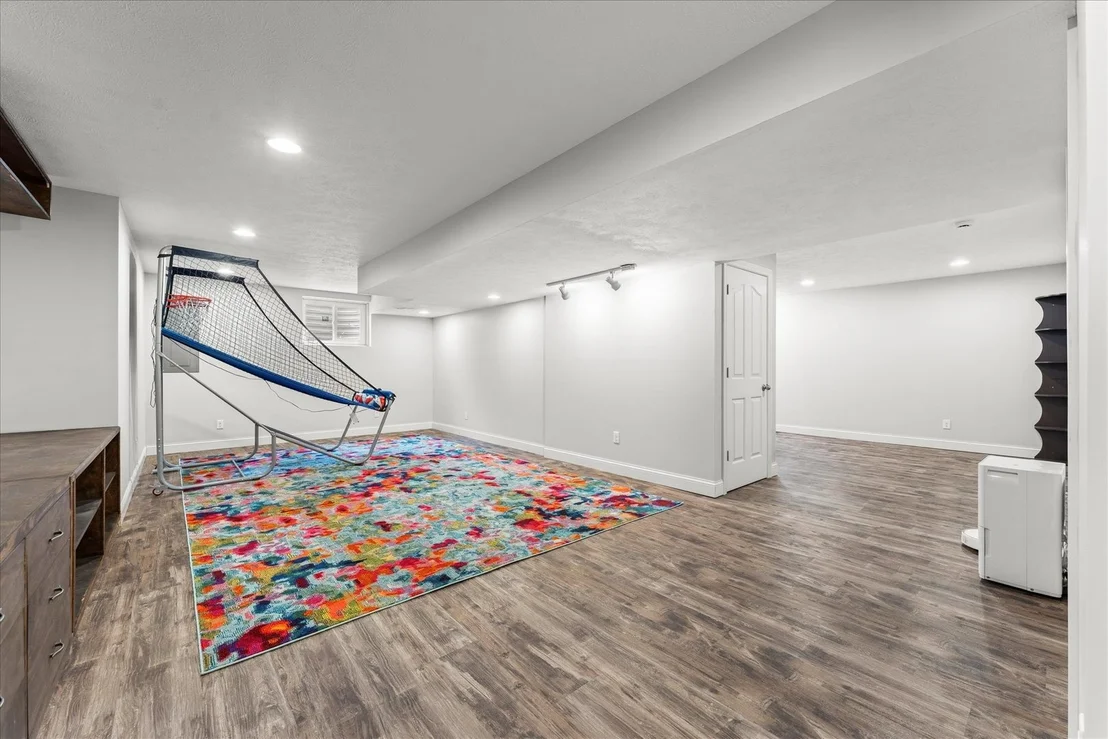 Photo of 5101 Stonebridge Drive