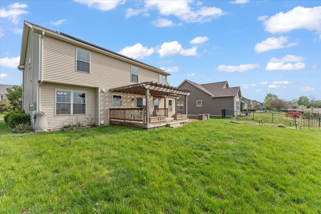 Photo of 5101 Stonebridge Drive