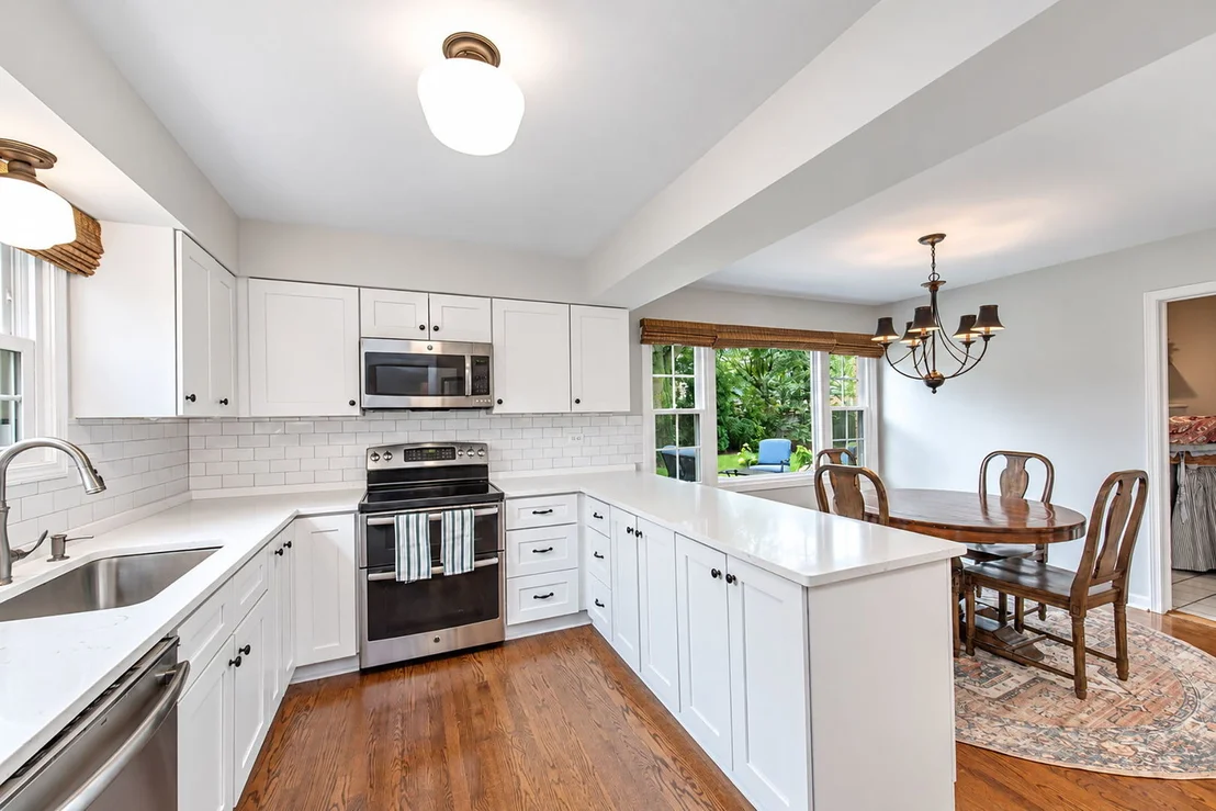 Photo of 1722 Ivy Lane