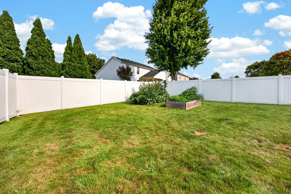 Photo of 3 Flag Tree Court