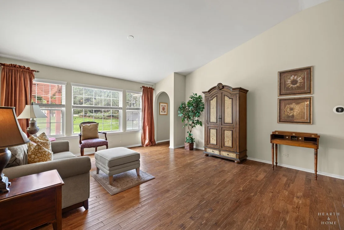 Photo of 1352 Evergreen Lane