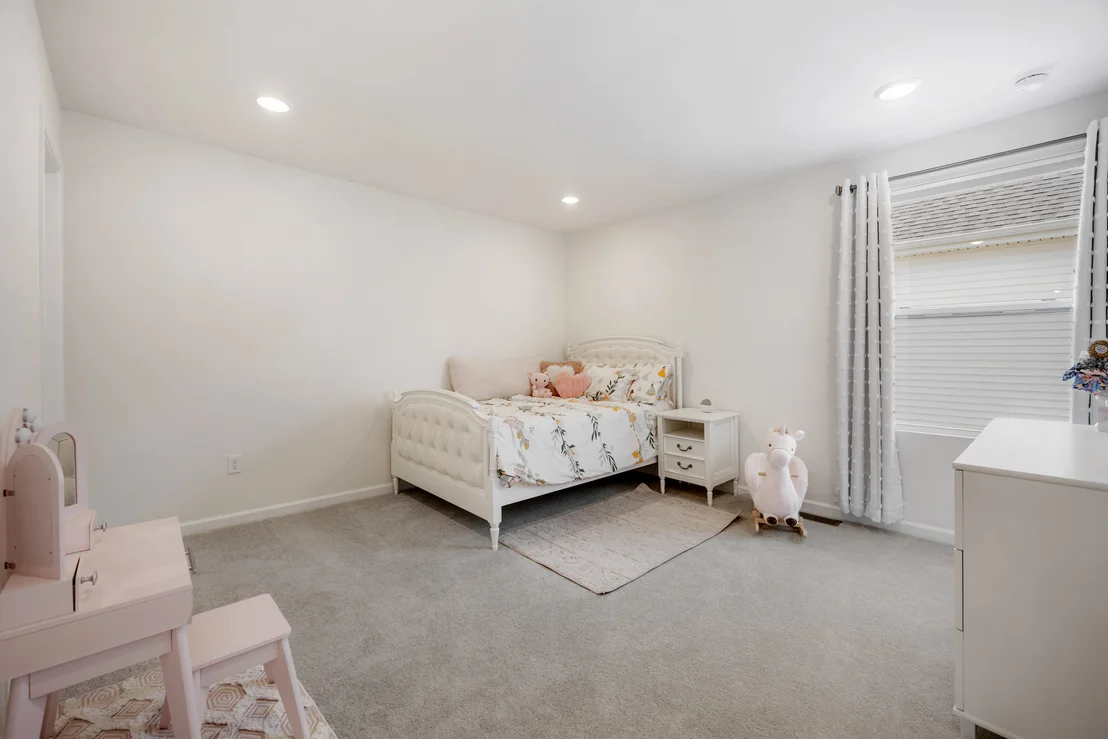 Photo of 547 Branson Drive