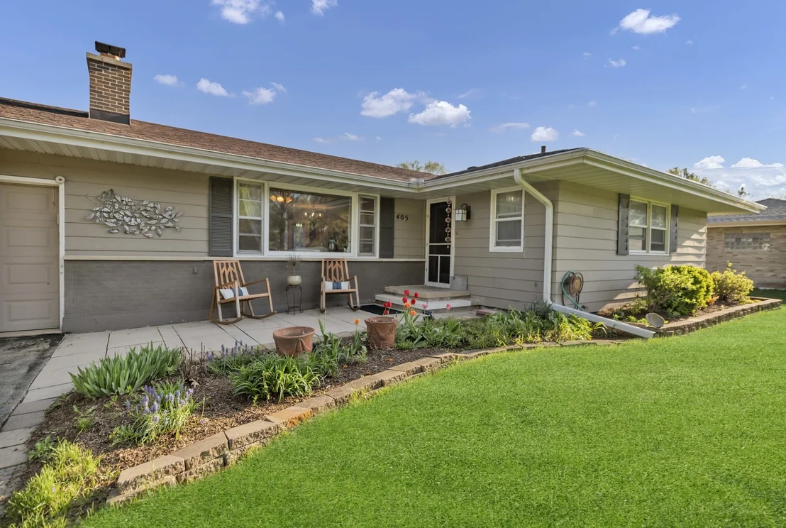 Photo of 405 Thomas Drive