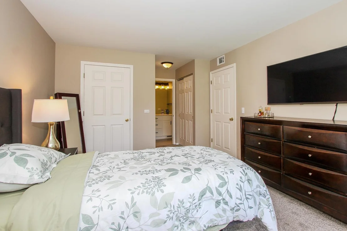 Photo of Unit 1 at 446 Cromwell Circle