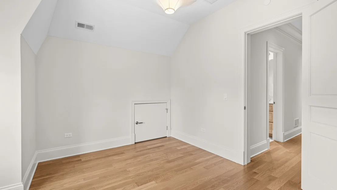 Photo of 1500 William Street