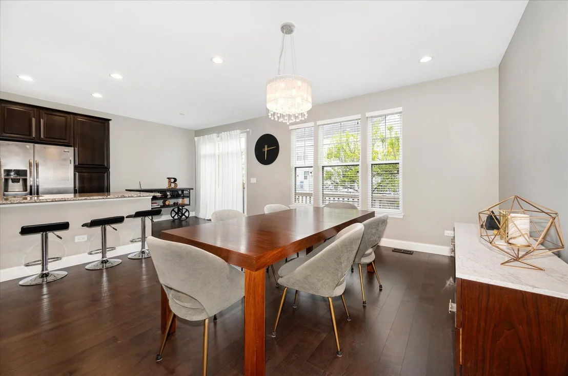 Photo of 5564 Cloverdale Road