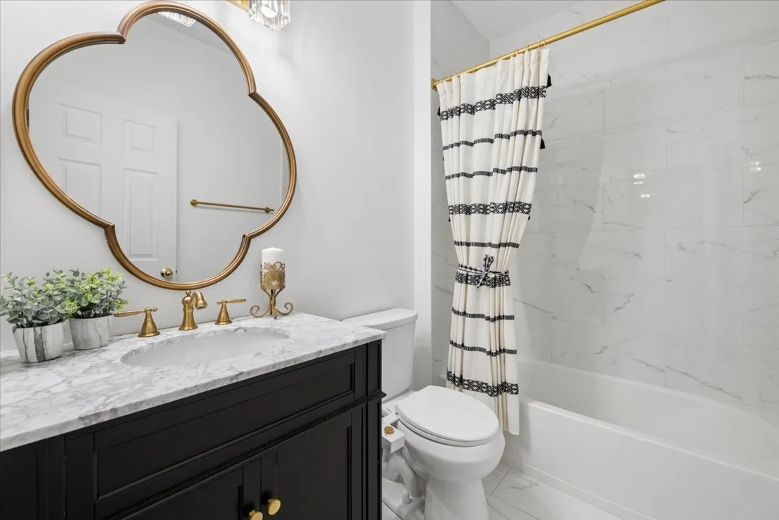 Photo of 5423 SWAN Circle