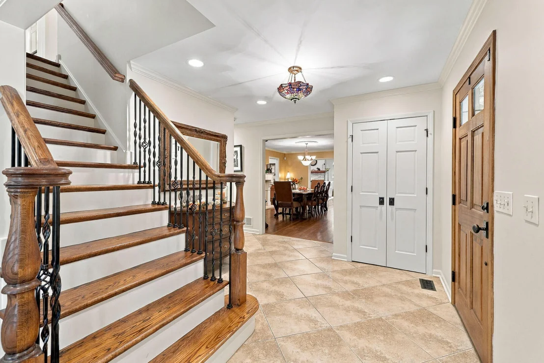 Photo of 2068 N Butternut Lane