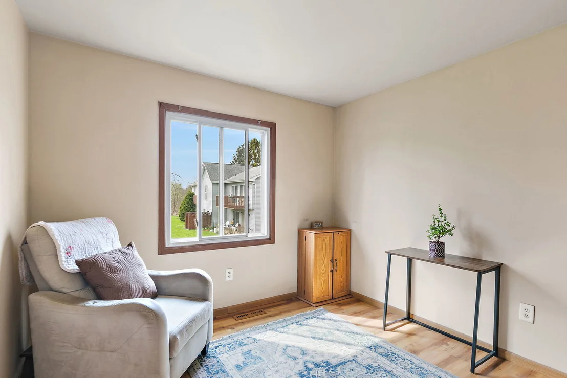 Photo of 313 N Huntington Drive