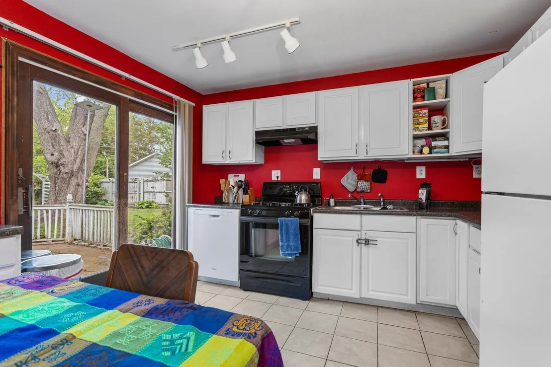 Photo of 1619 Clover Lane