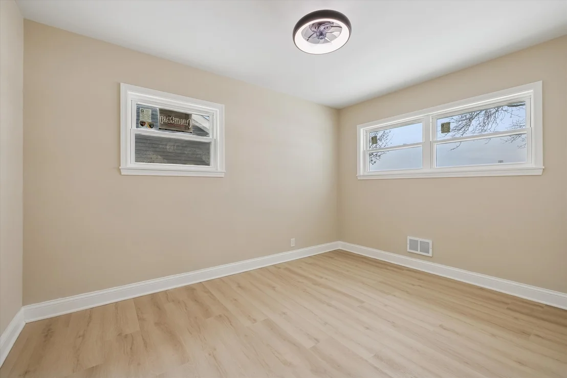 Photo of 519 N Forest Avenue