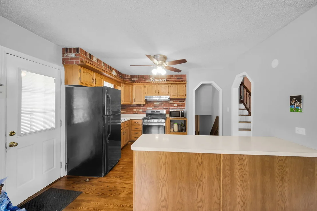 Photo of 1020 Hahn Place