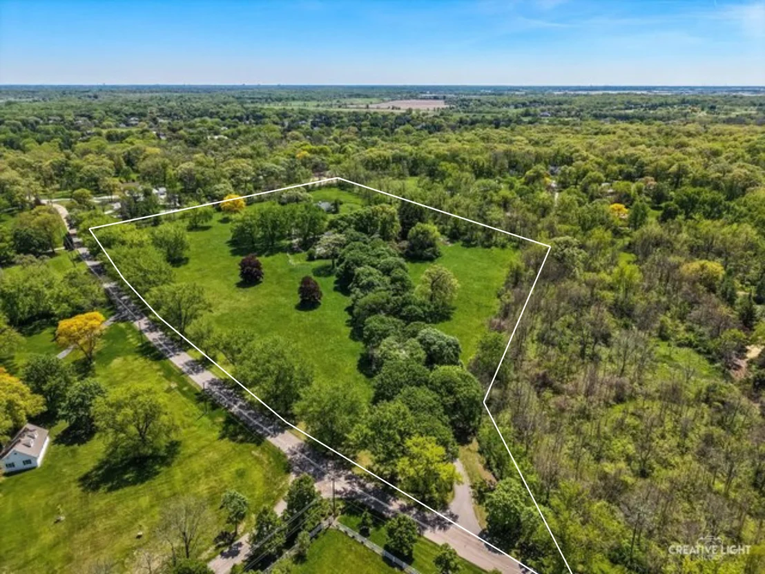Photo of 33W451 Surrey Road