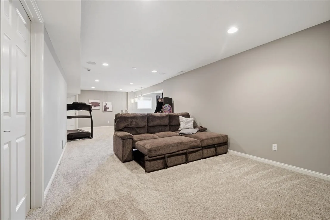 Photo of 9 Brookline Court