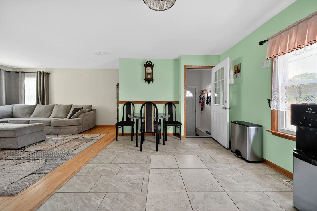 Photo of 1104 Basin Drive