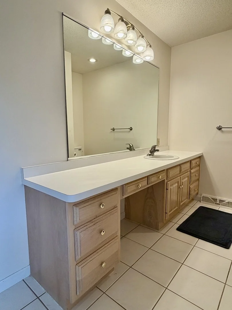 Photo of 2202 Meadows Drive