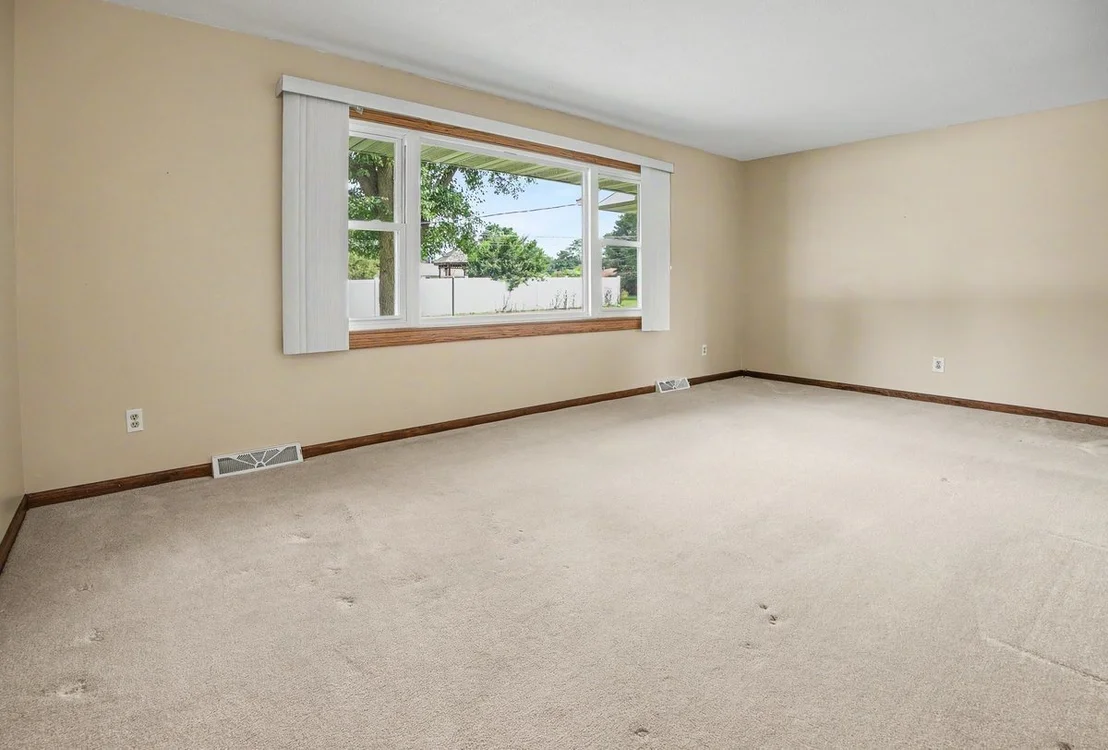 Photo of 10 Imperial Drive
