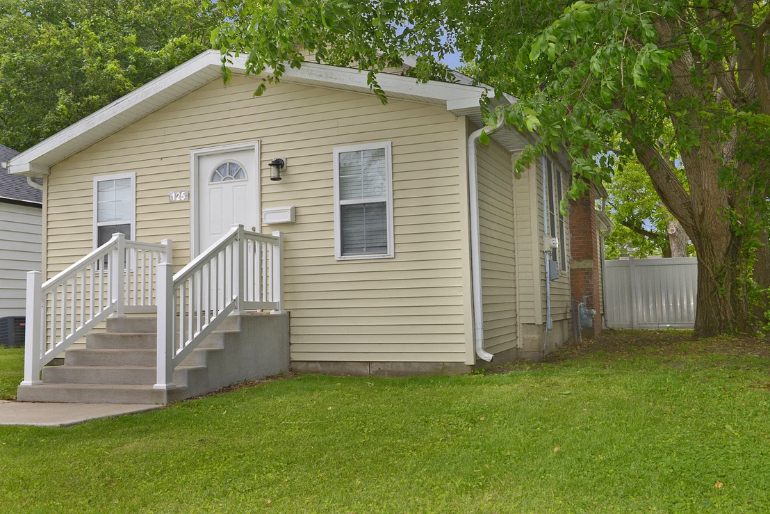 Photo of 125 Prairie Street