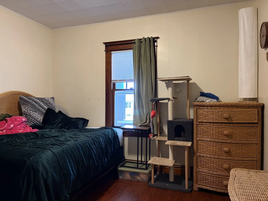 Photo of 911 Clement Street