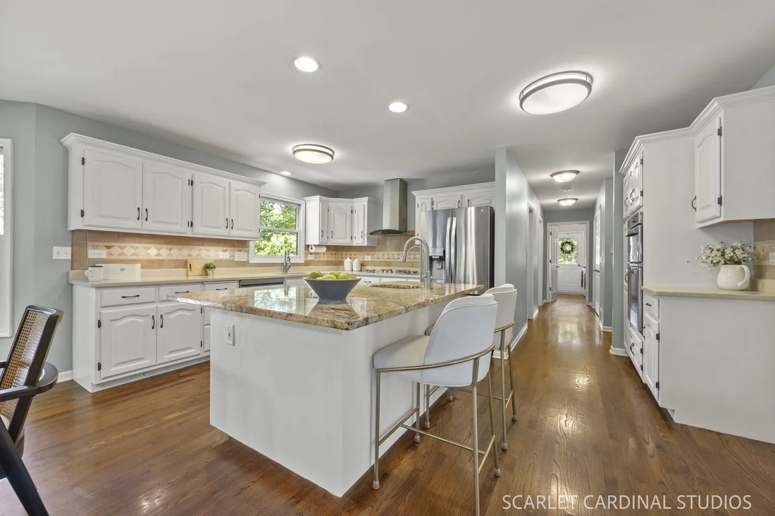 Photo of 1050 Aster Lane