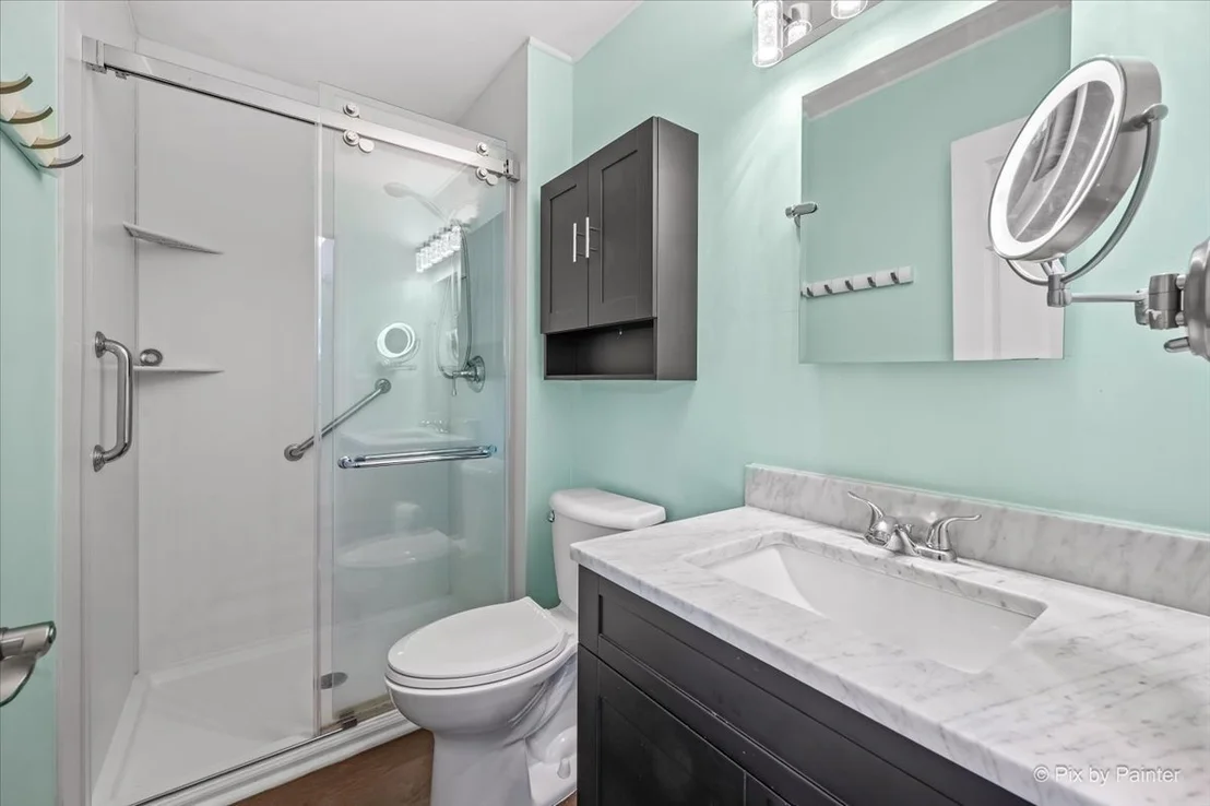 Photo of 858 SHOREWOOD Drive