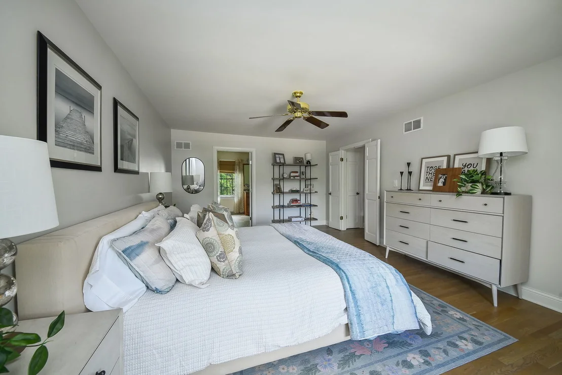 Photo of 707 Gary Court