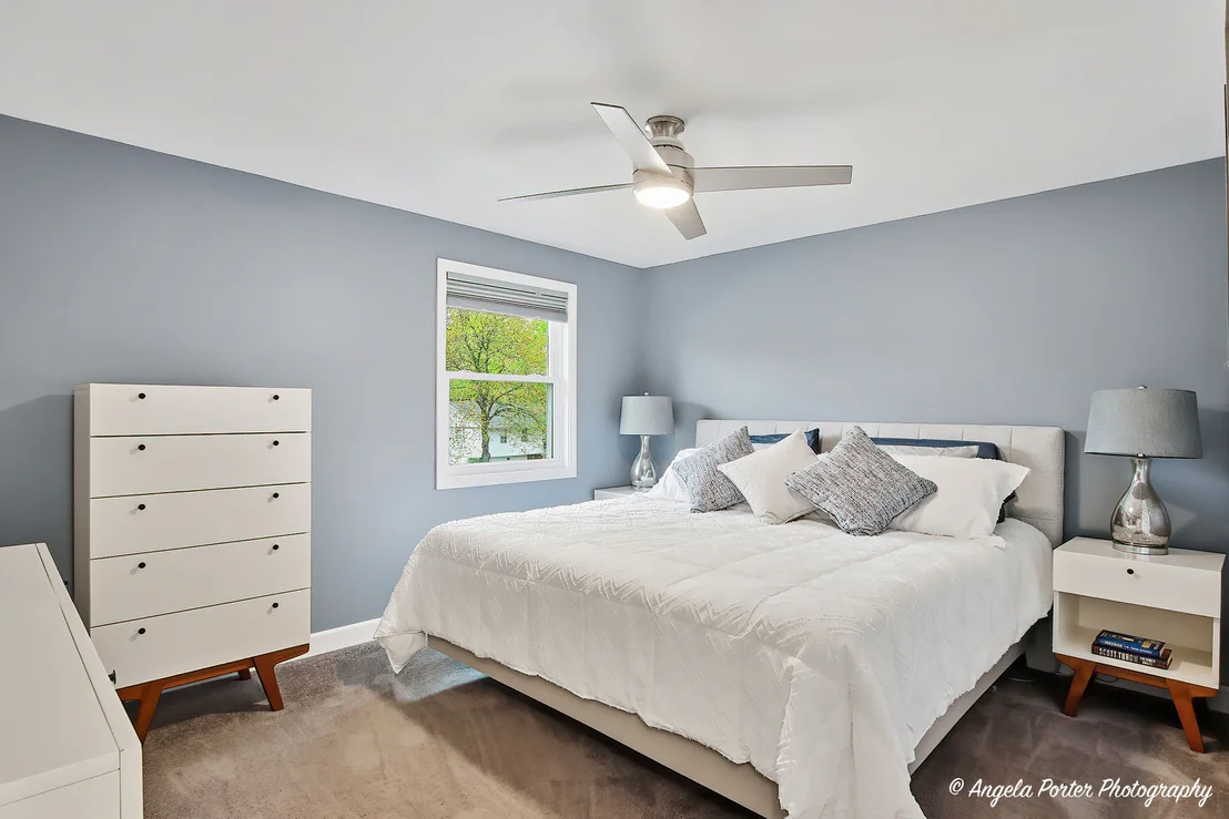Photo of 412 Surrey Lane