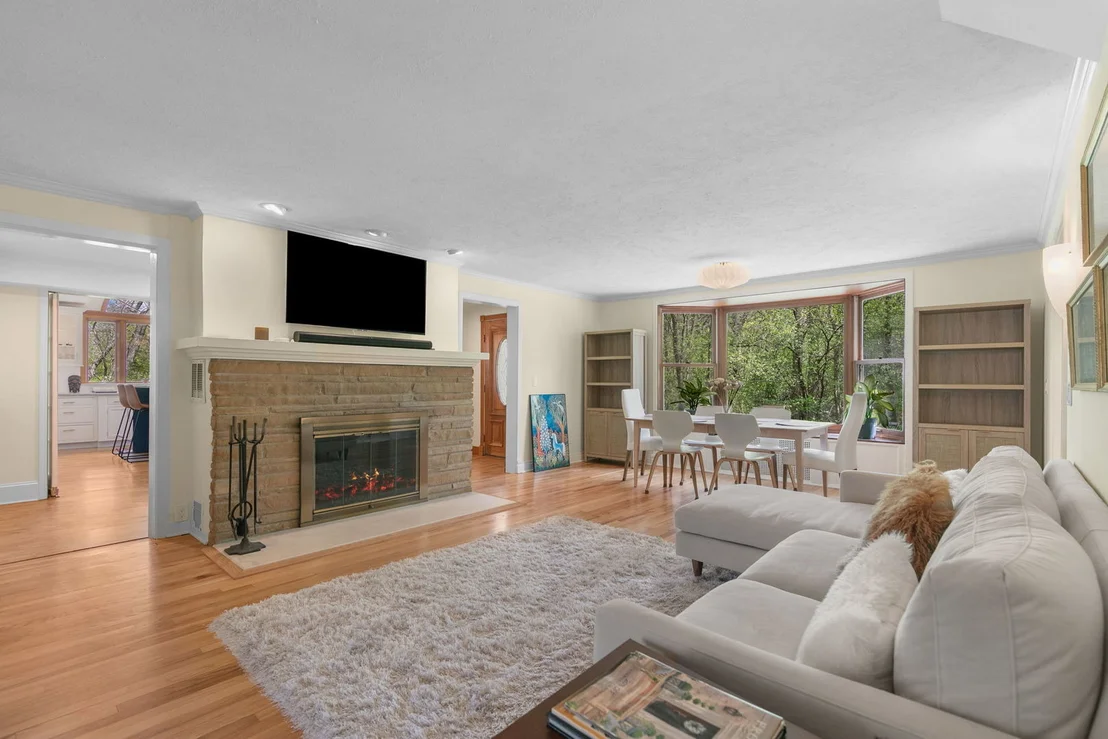 Photo of 7019 Johnsburg Road