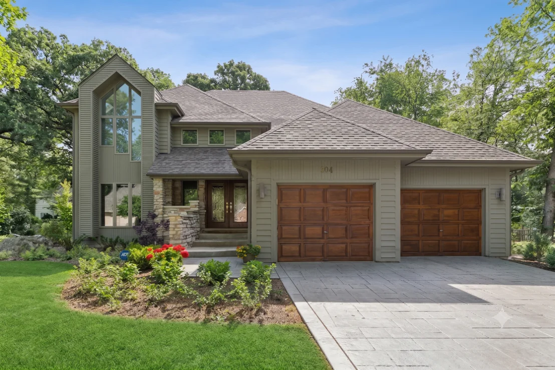 Photo of 304 Apple River Drive