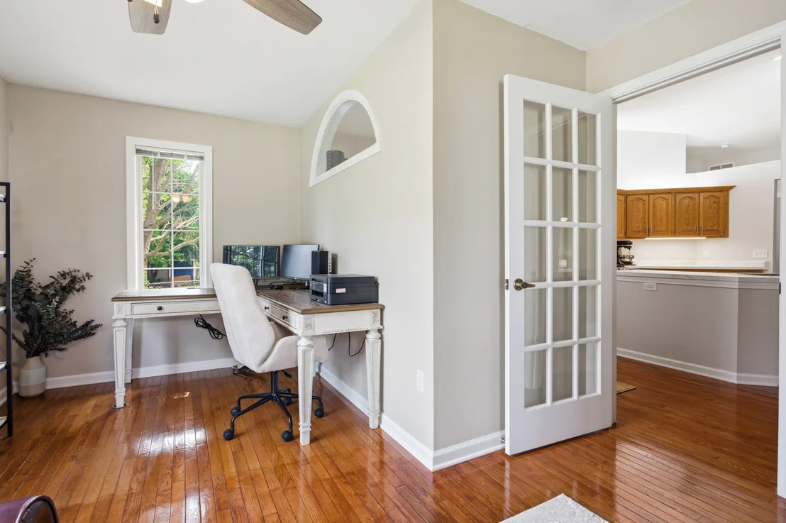 Photo of 1802 Silver Hill Drive