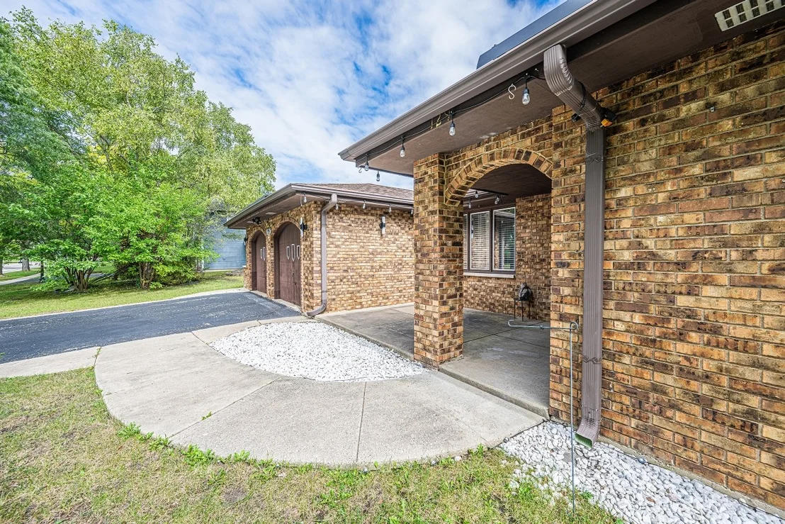 Photo of 129 Millis Lane