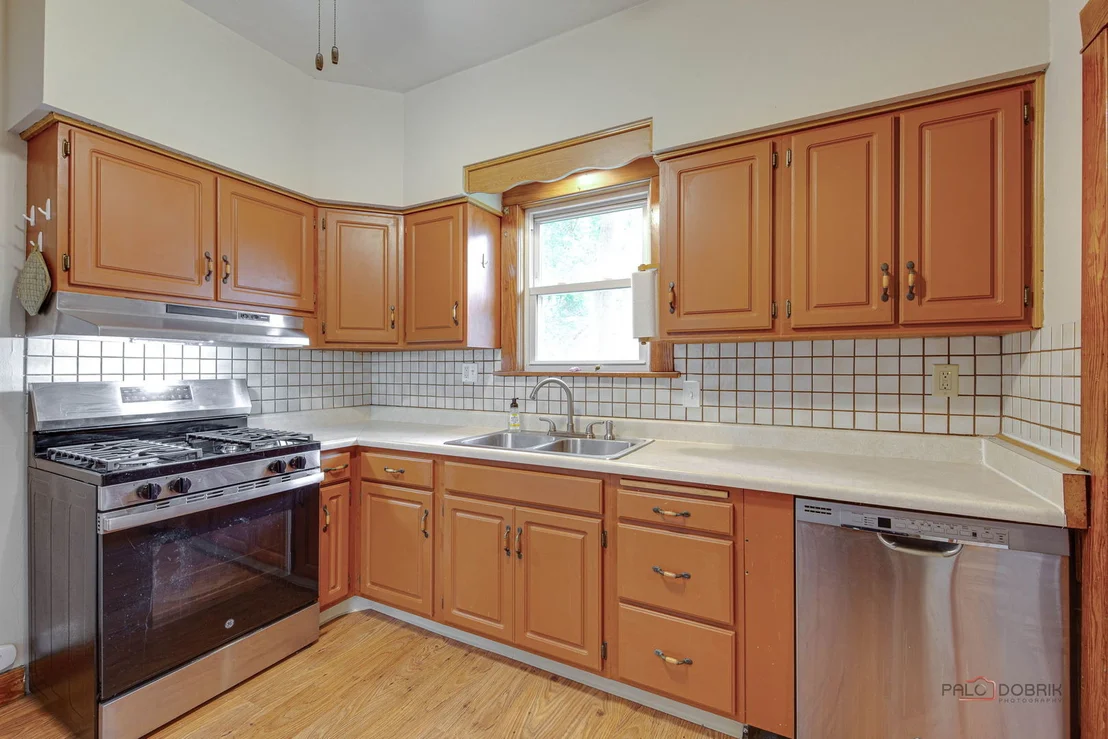 Photo of 1027 St John Street