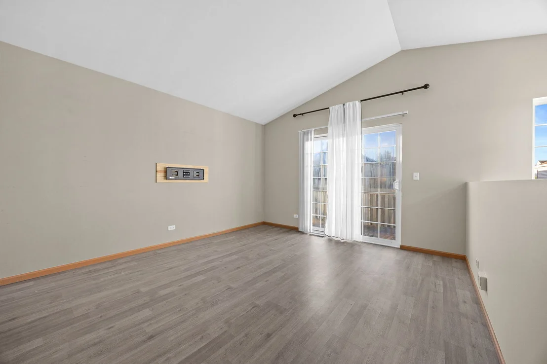 Photo of 674 Four Seasons Boulevard