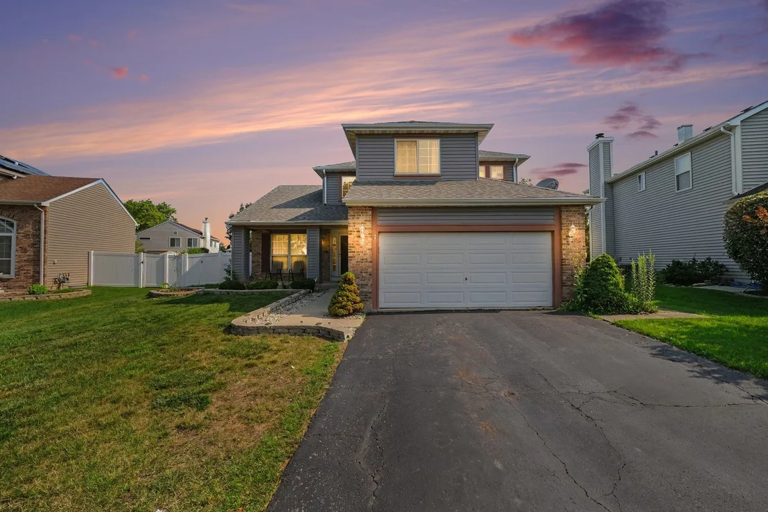 Photo of 836 Tallgrass Drive