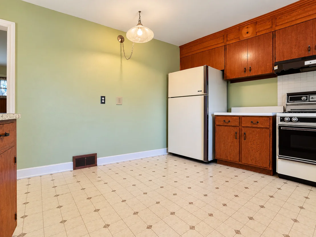 Photo of 1120 Charles Street