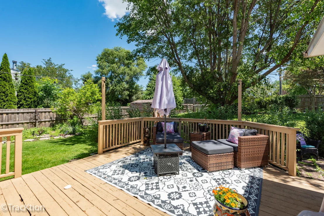 Photo of 360 Lakeview Drive