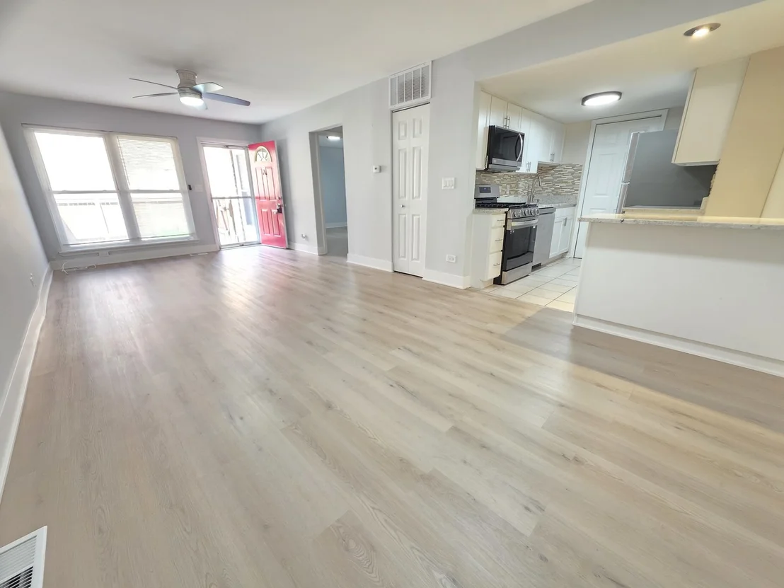 Photo of Unit A at 1950 Kenilworth Circle