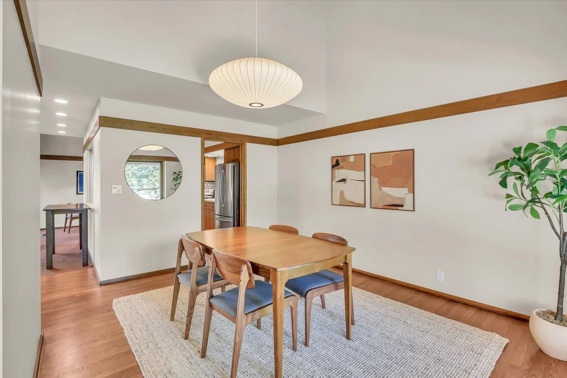 Photo of 10 Carriage Way