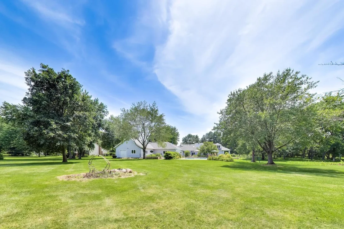 Photo of 38W064 Tanglewood Drive