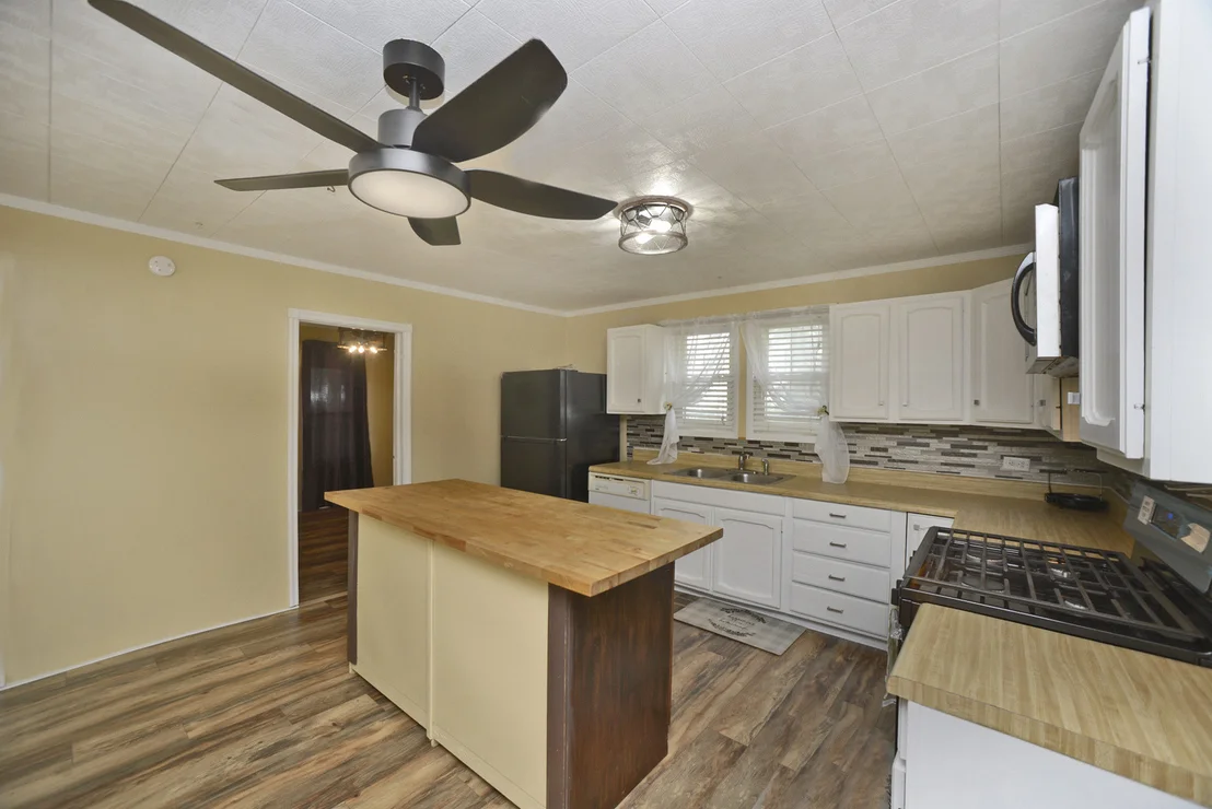 Photo of 1111 Walnut Street