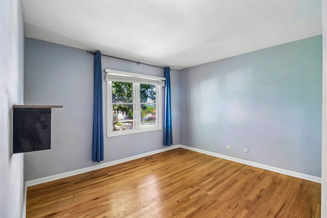 Photo of 702 Buffalo Circle