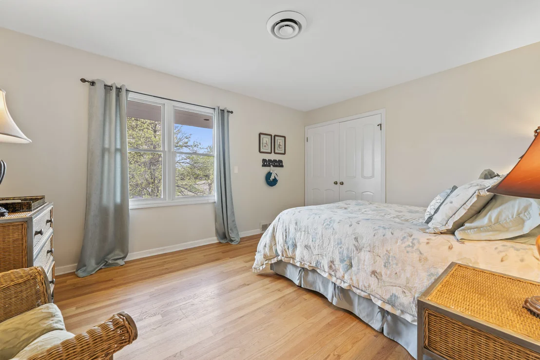 Photo of 2245 Tanglewood Drive
