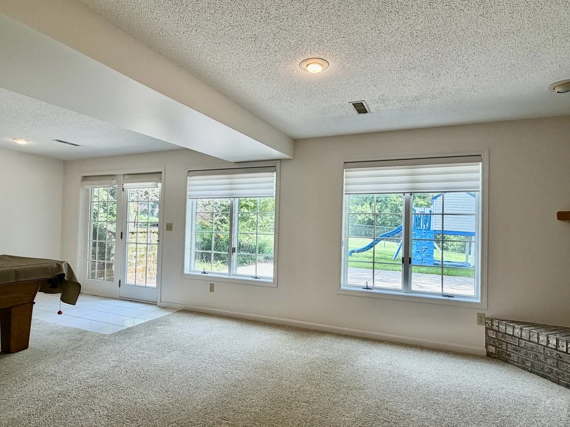 Photo of 2202 Meadows Drive