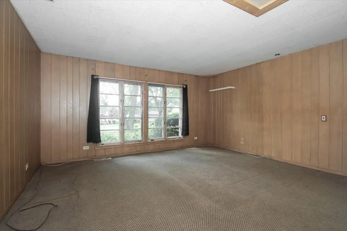Photo of 701 W Stearns Road